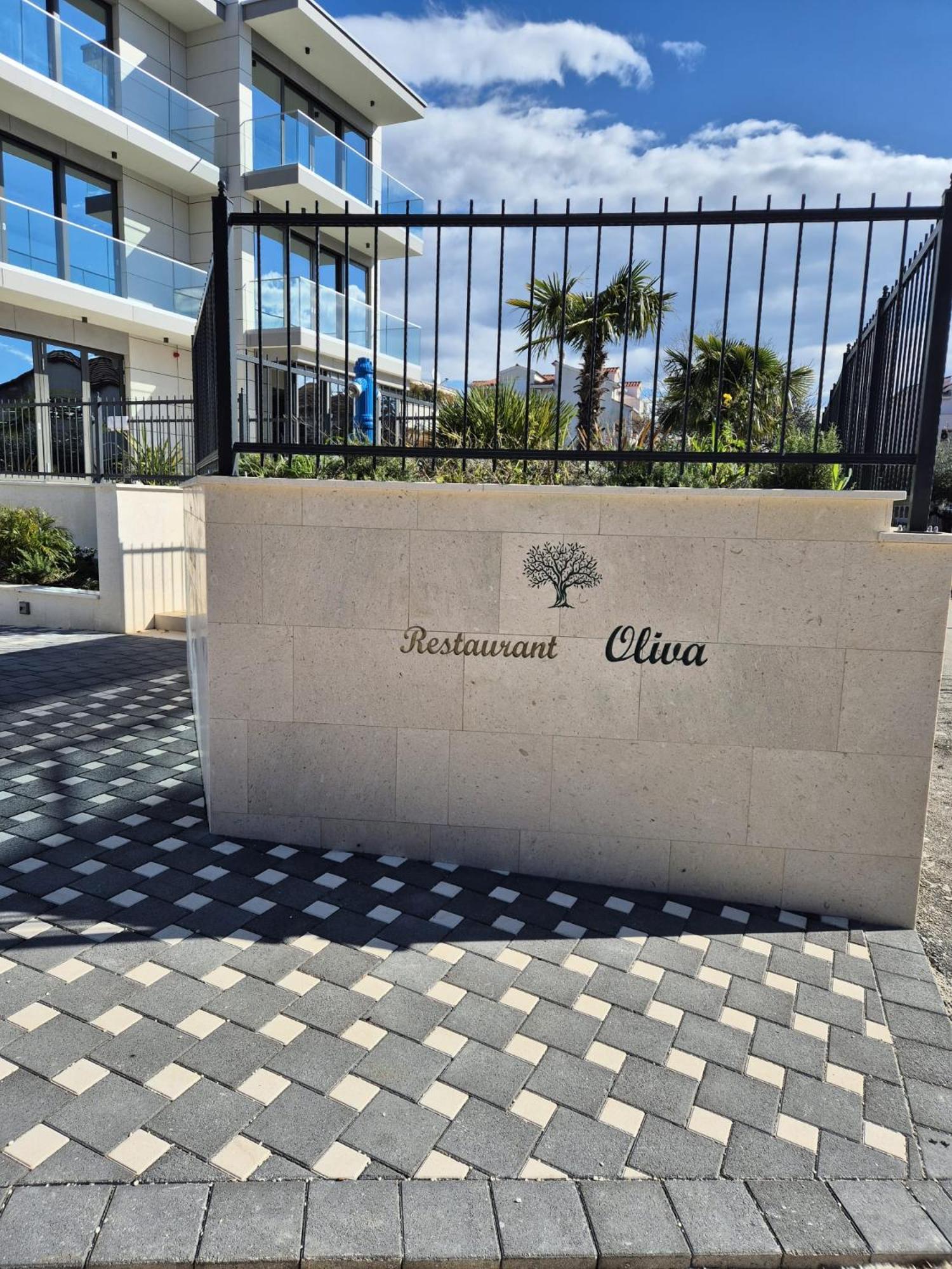 Hotel Oscar Kaštela Zewnętrze zdjęcie