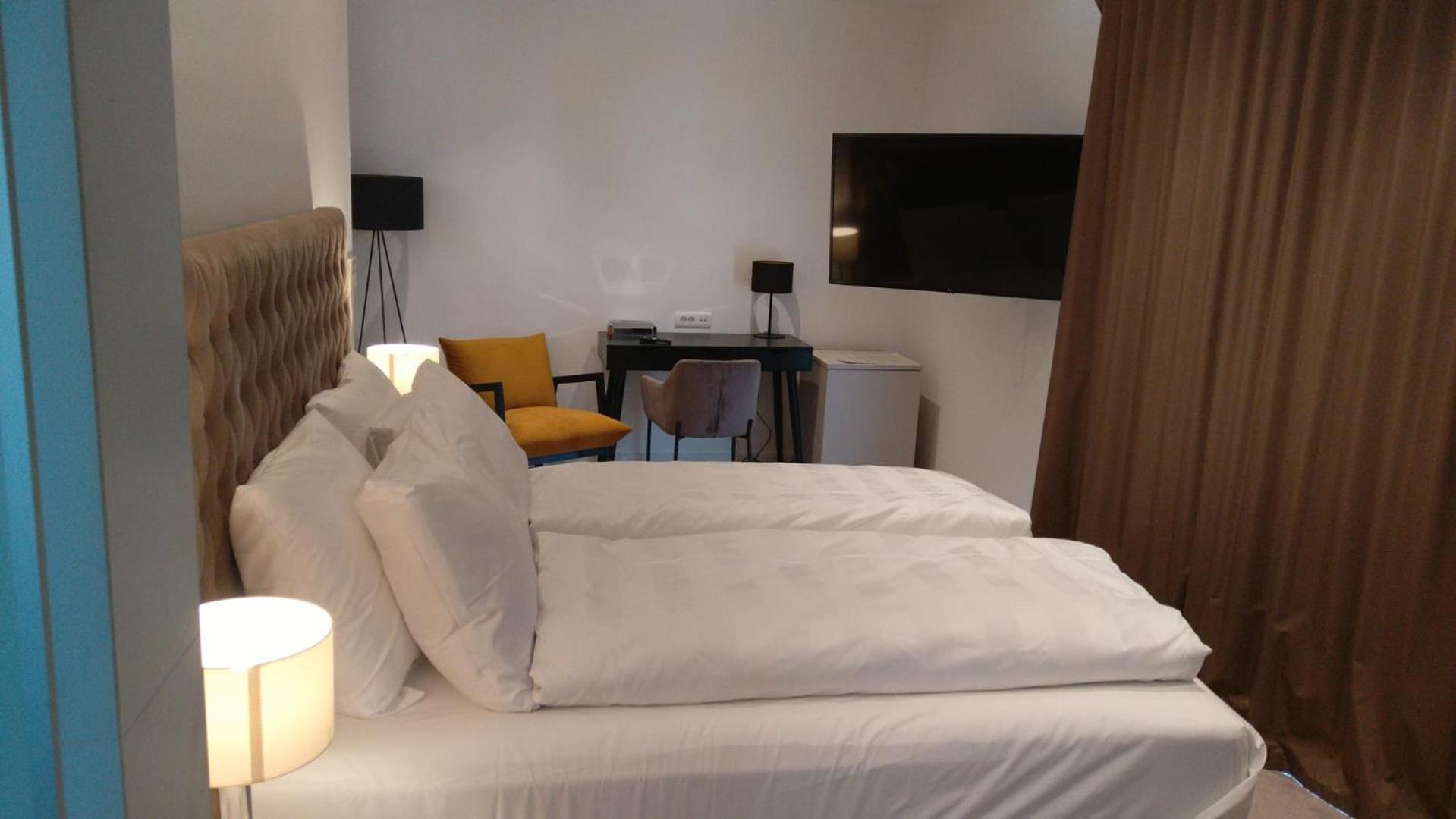 Hotel Oscar Kaštela Zewnętrze zdjęcie